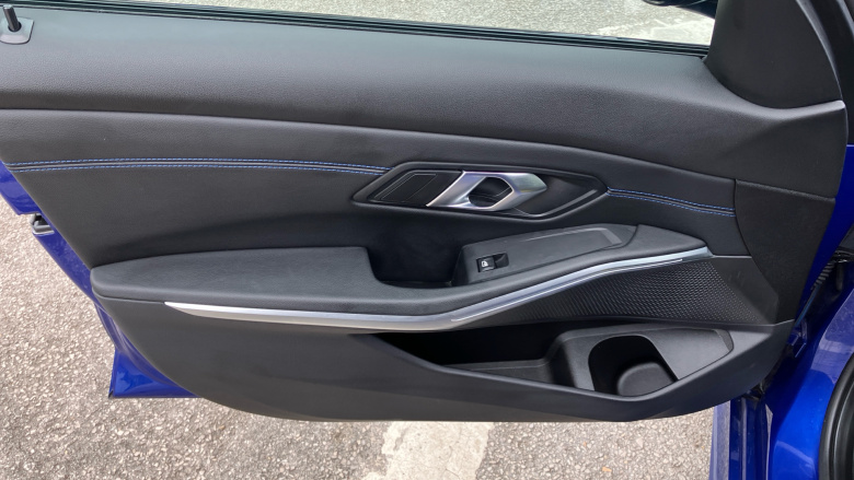 BMW 3 Series 320i M Sport 4dr Step Auto Petrol Saloon